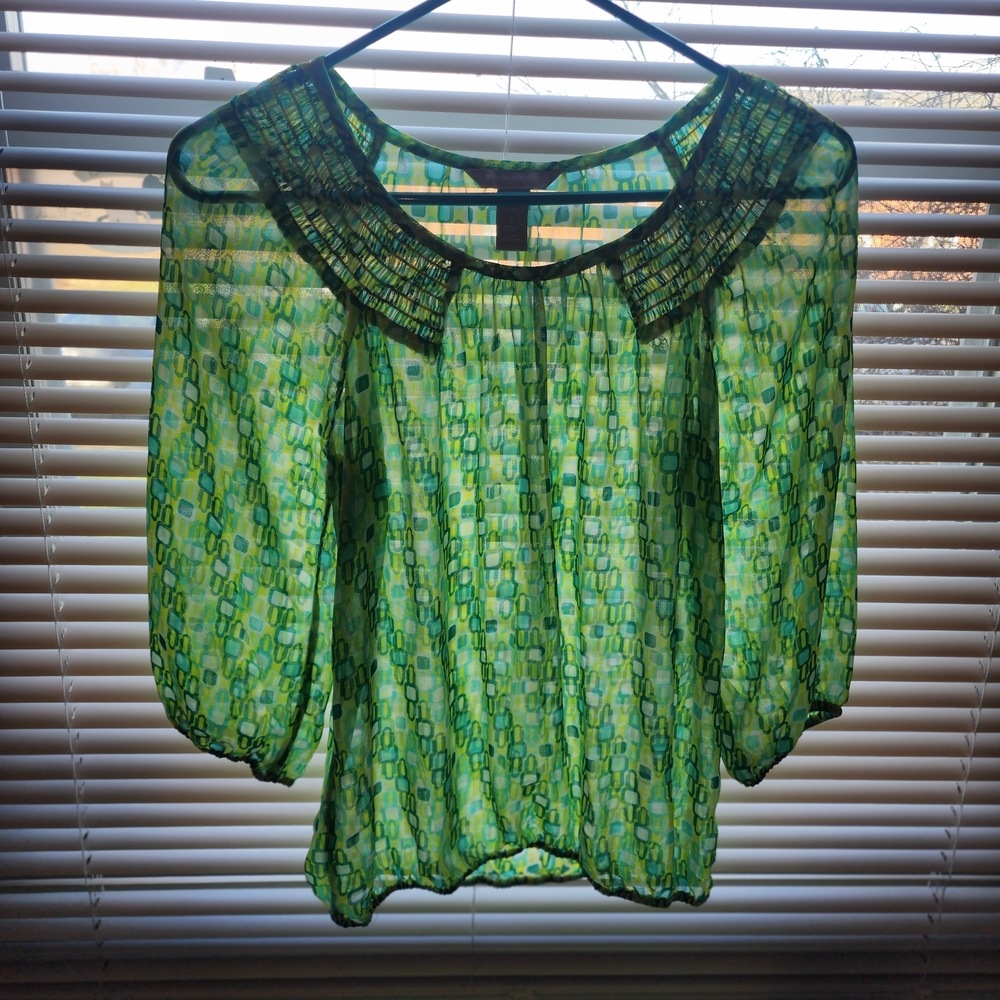 Green Patterned Women's Sheer Top Size Small